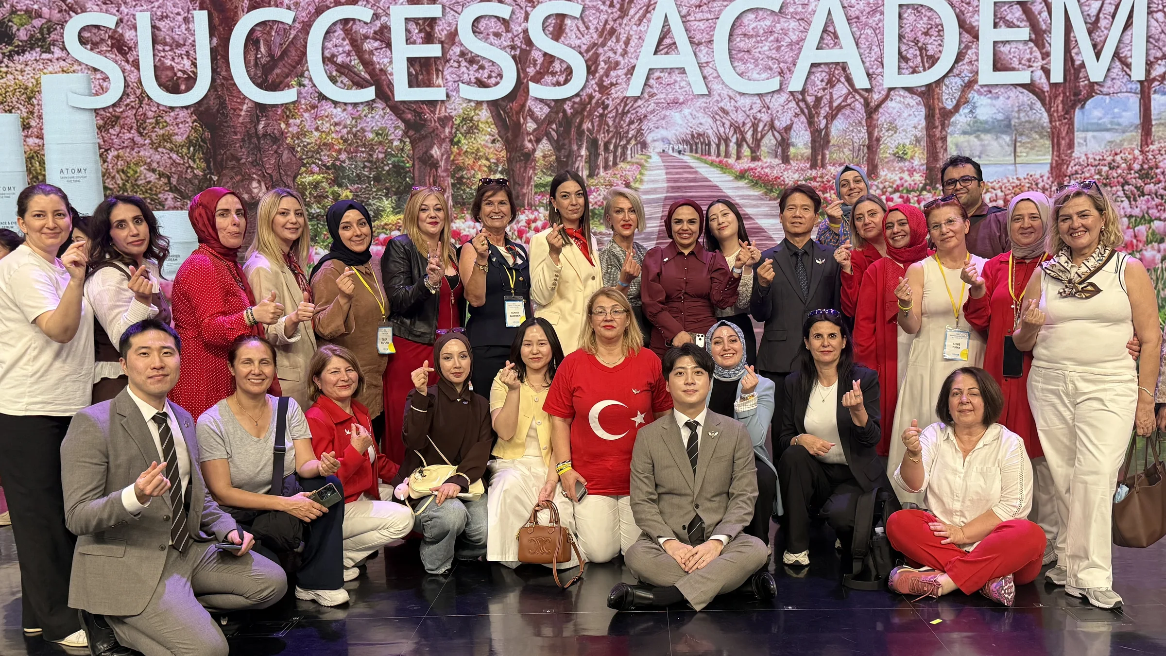 Mitra Atomy Partner Group dalam acara Success Academy